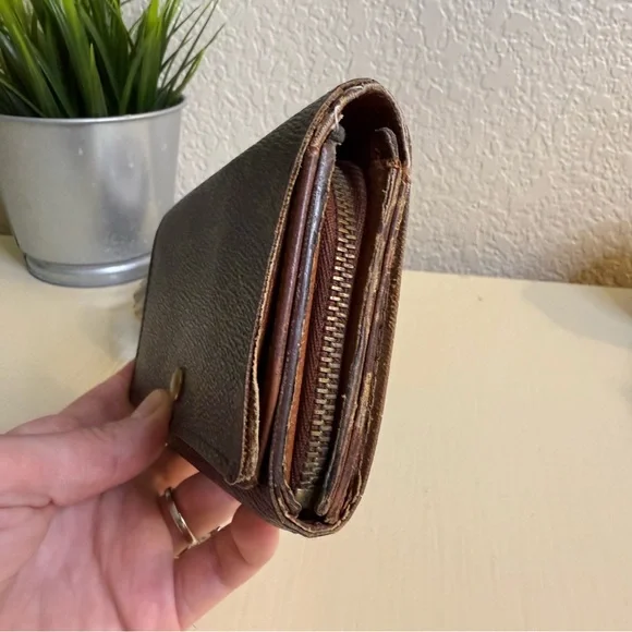 PROJECT WALLET - Louis Vuitton Monogram Tressor Wallet - Picture 5 of 10